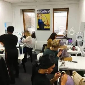 wig courses, wig classes, wig education, makeup education, wigs and makeup